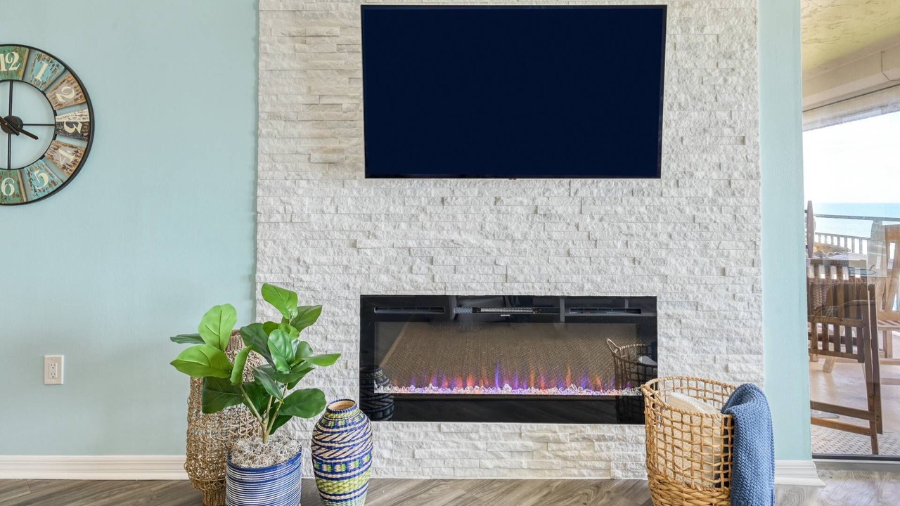 Photo of Livingroom in Crescent Beach