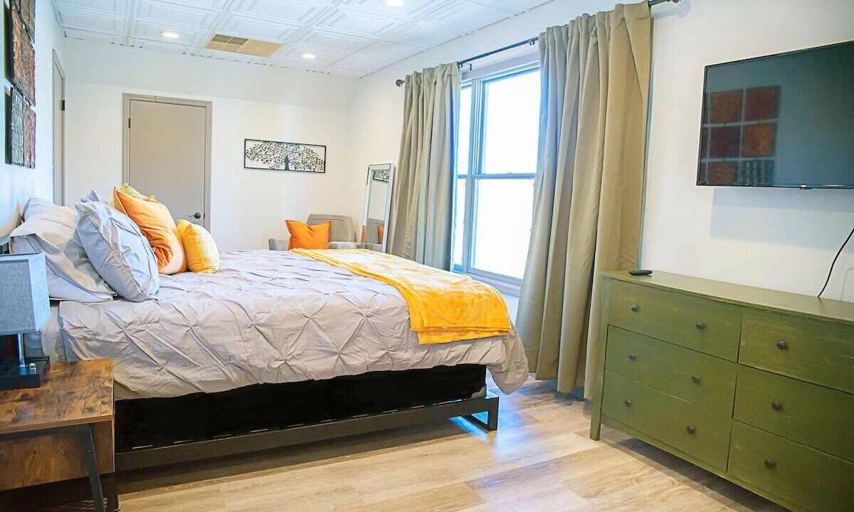 Photo of Bedroom in Cleveland