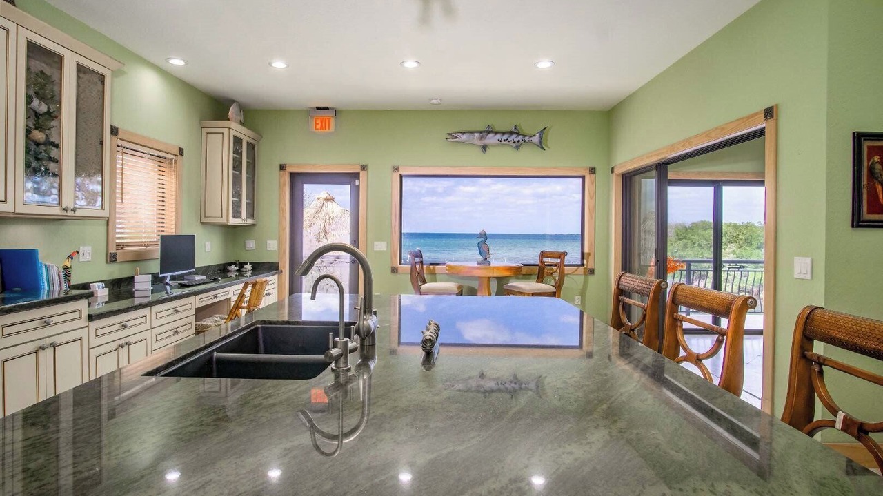Photo of Kitchen in Marathon