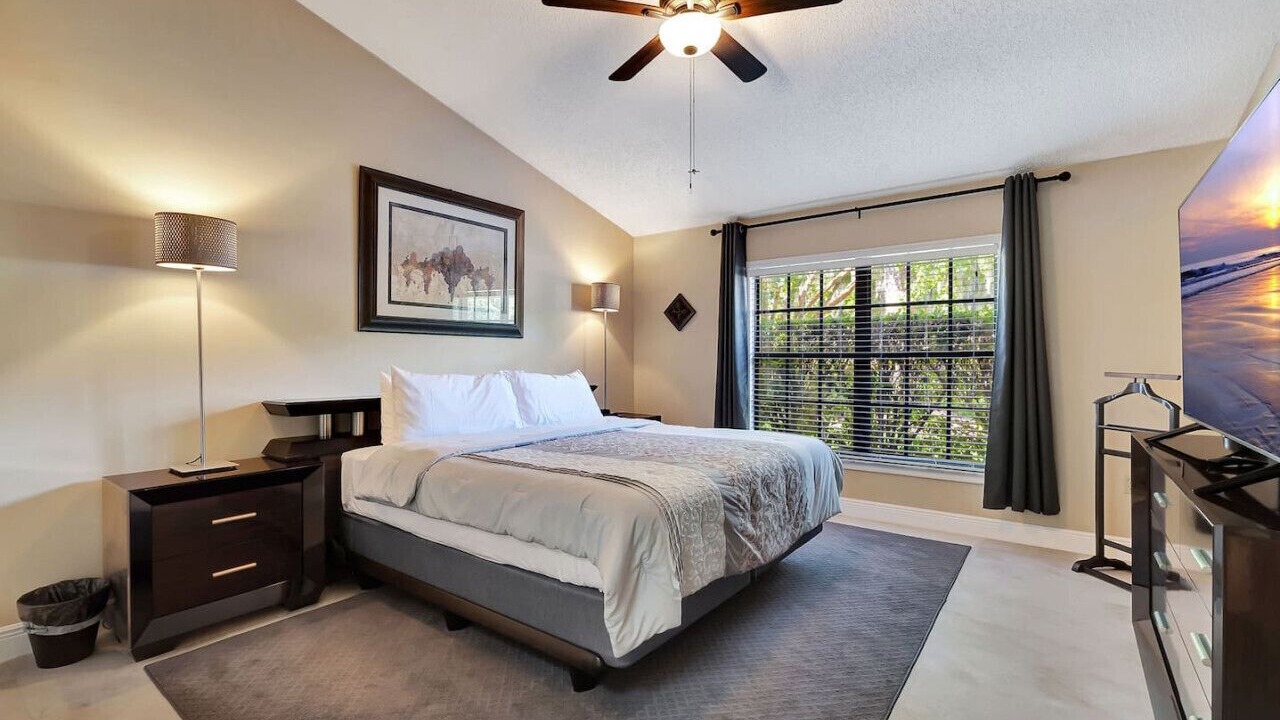 Photo of Bedroom in Saddlebrook