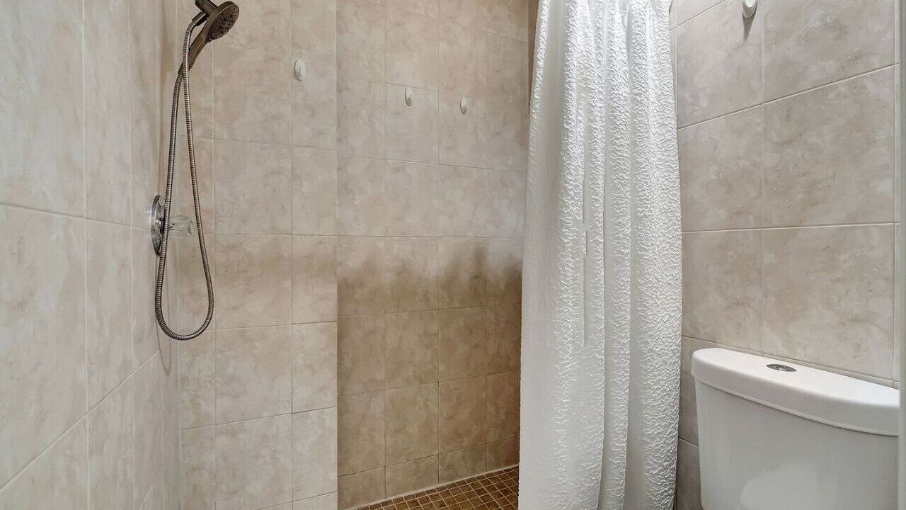 Photo of Bathroom in Saddlebrook