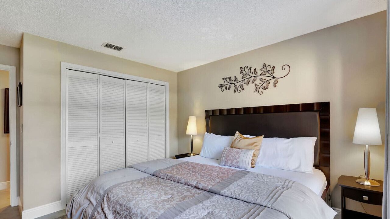Photo of Bedroom in Saddlebrook