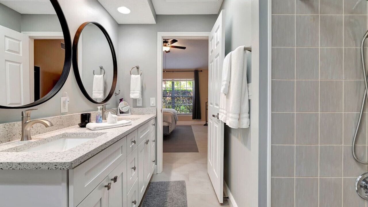Photo of Bathroom in Saddlebrook