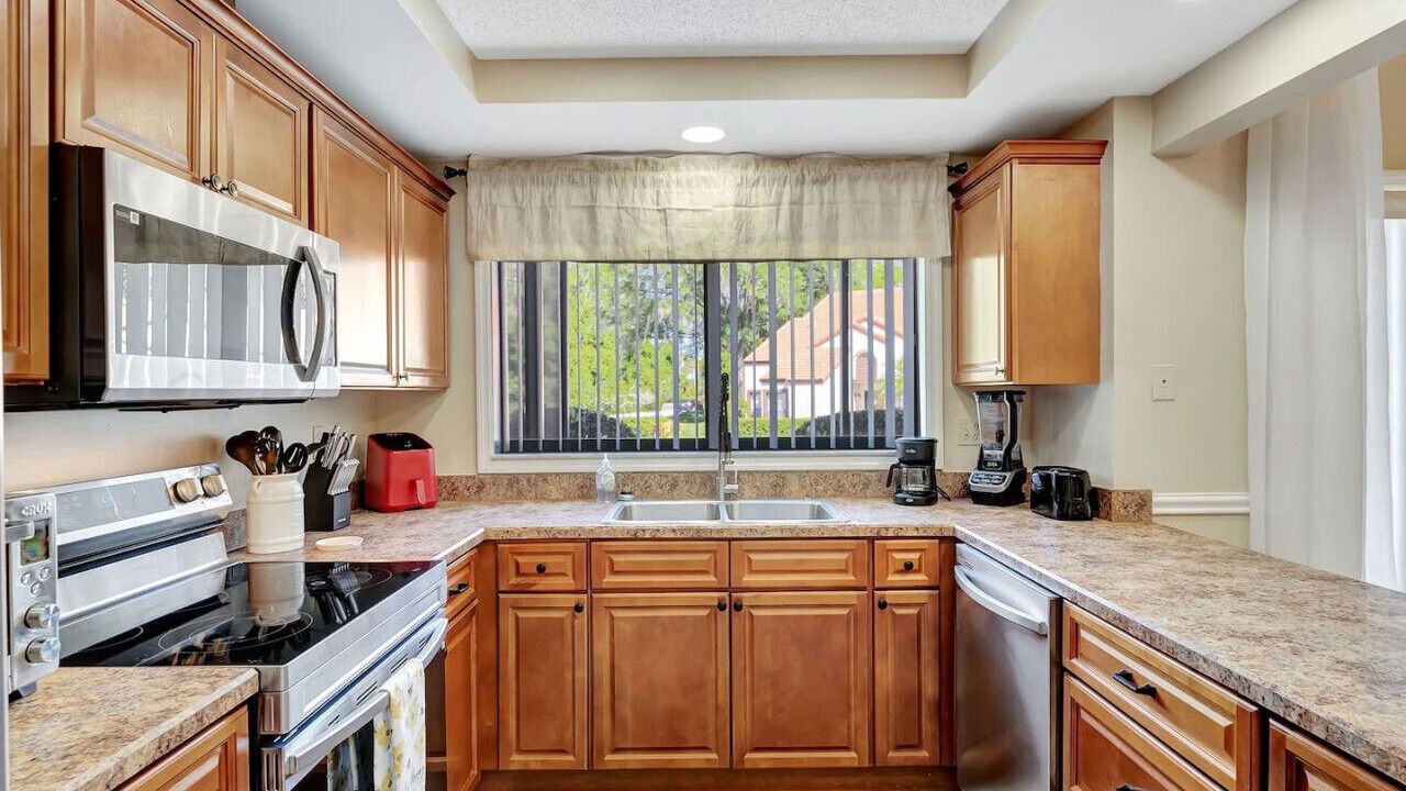 Photo of Kitchen in Saddlebrook