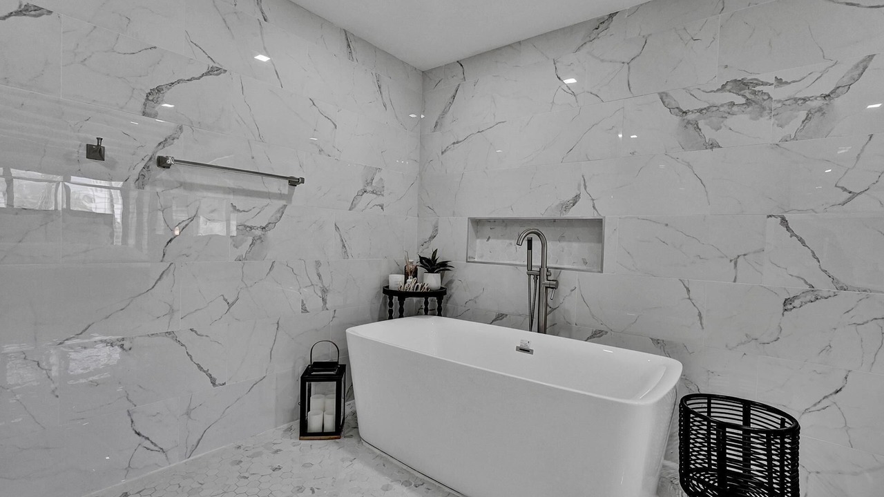Photo of Bathroom in Harbordale