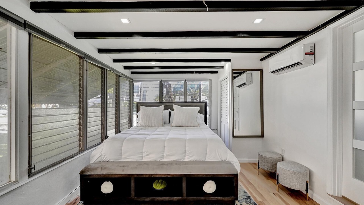 Photo of Bedroom in Harbordale