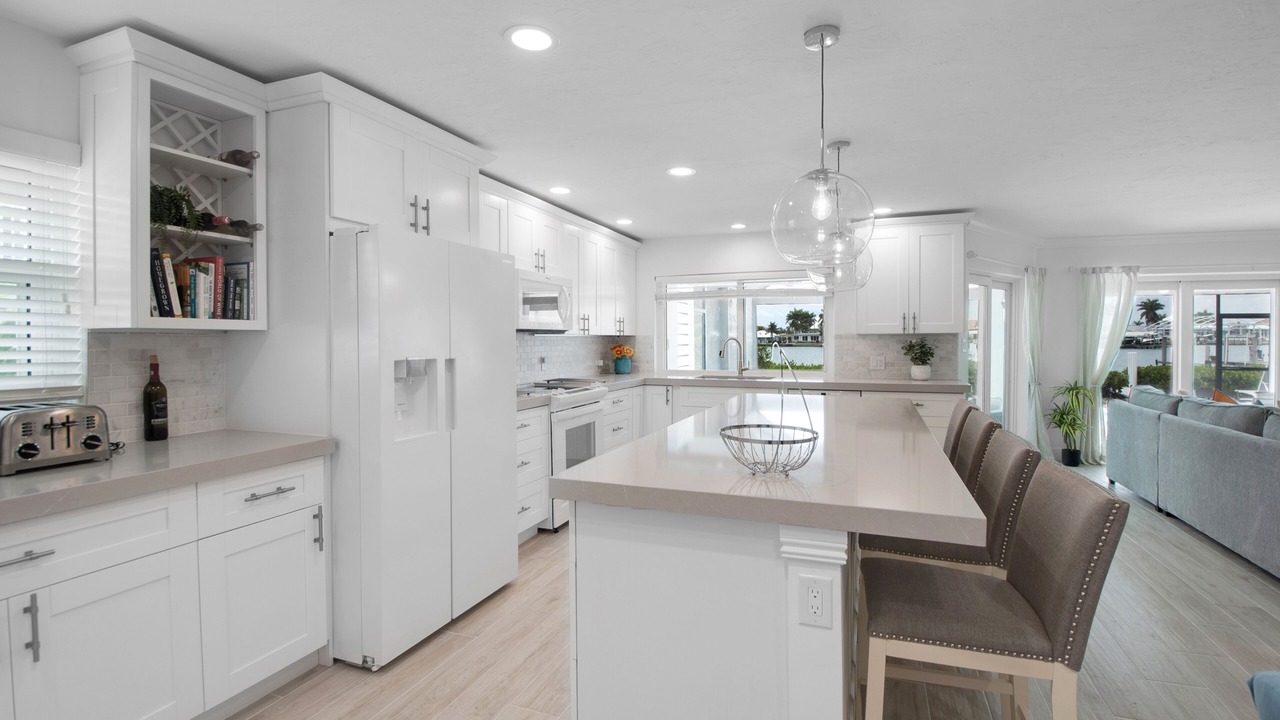 Photo of Kitchen in Isles of Capri