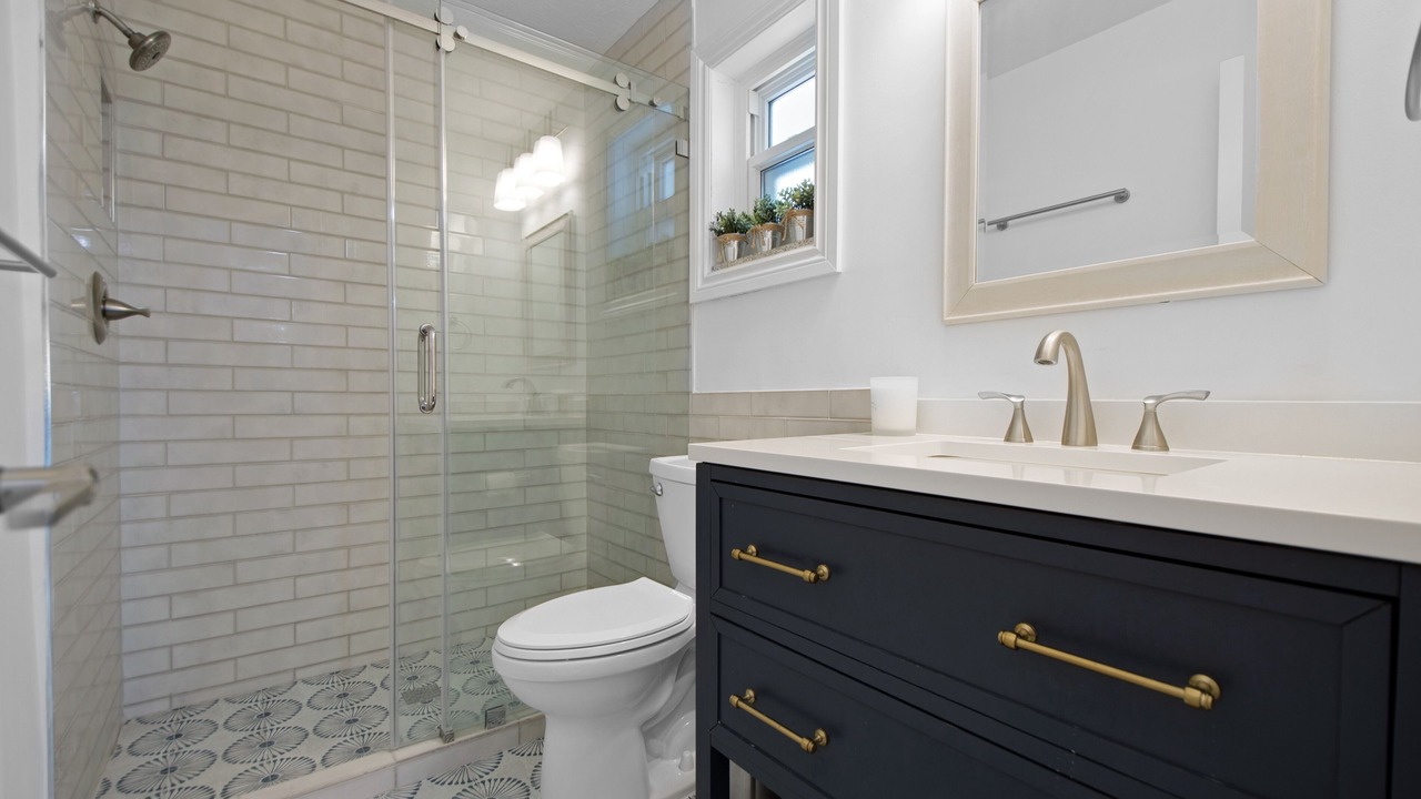 Photo of Bathroom in Isles of Capri