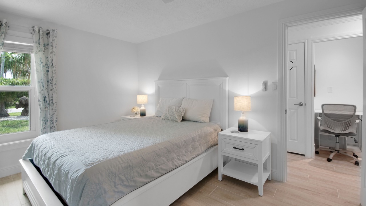 Photo of Bedroom in Isles of Capri