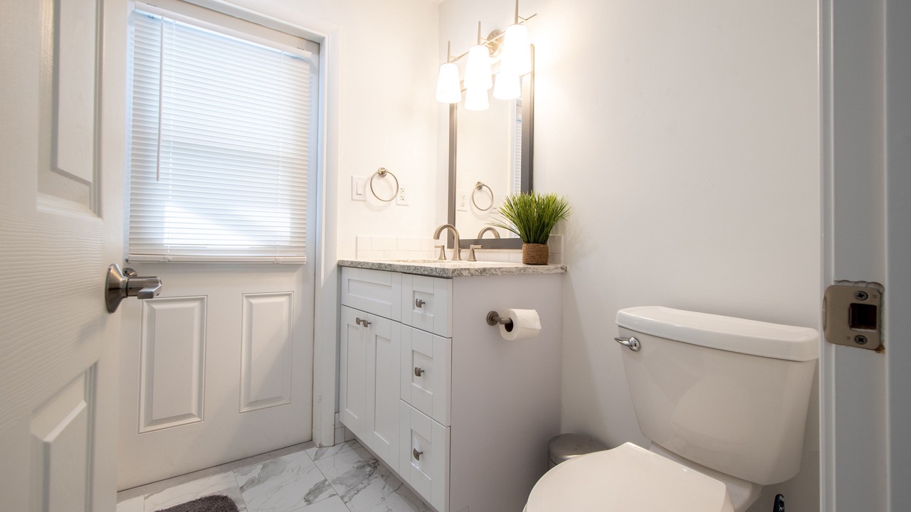 Photo of Bathroom in Isles of Capri