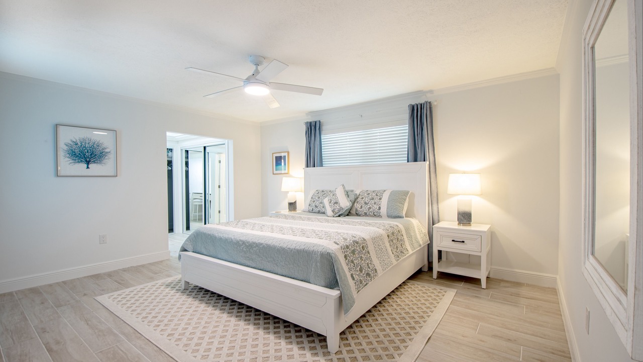 Photo of Bedroom in Isles of Capri