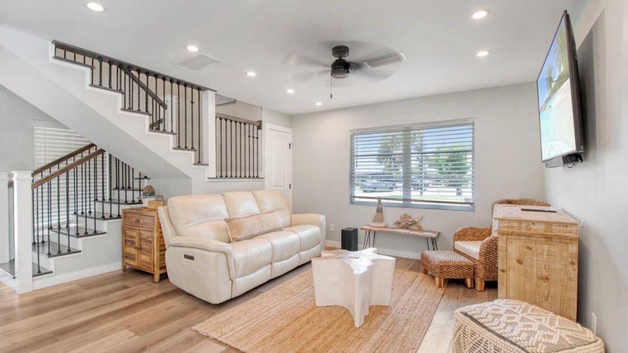 Photo of Livingroom in Isles of Capri
