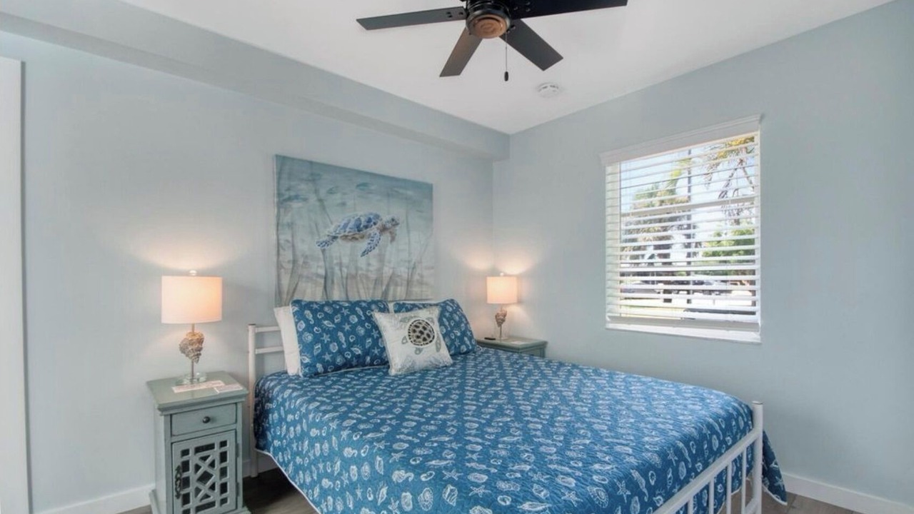 Photo of Bedroom in Isles of Capri