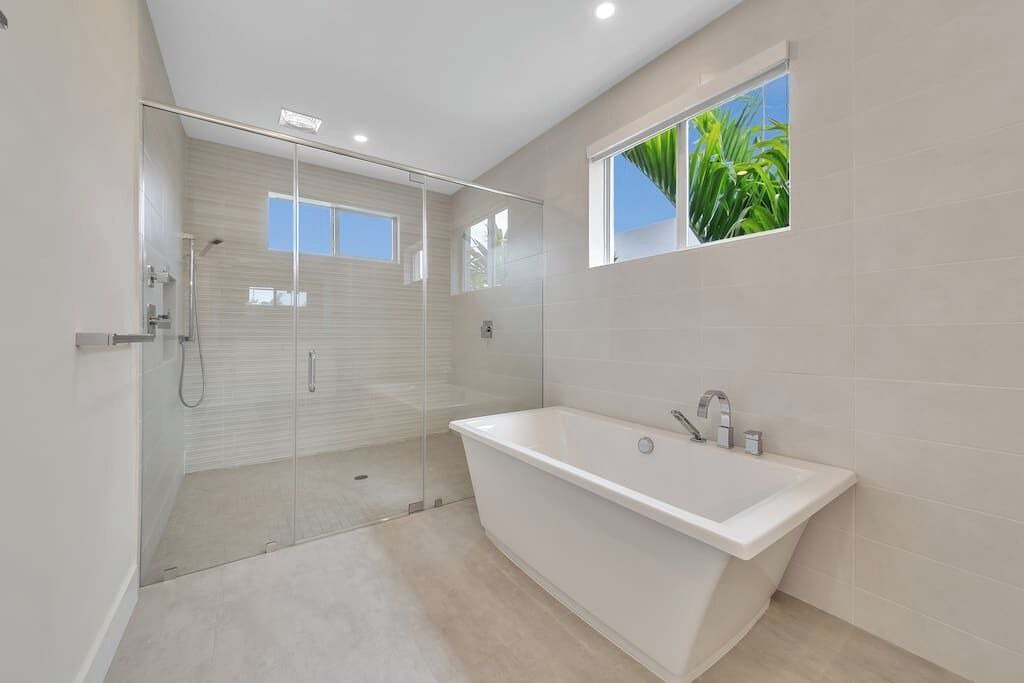 Photo of Bathroom in Coral Ridge