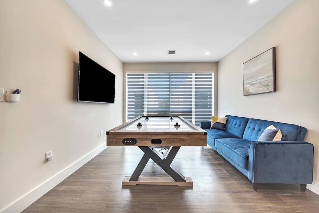 Photo of Livingroom in Coral Ridge