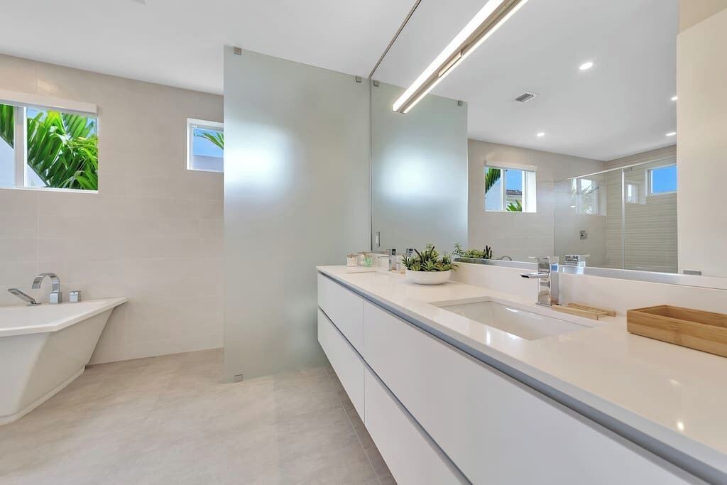 Photo of Bathroom in Coral Ridge