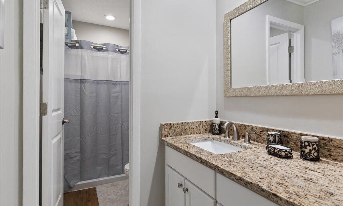 Photo of Bathroom in Palm Valley