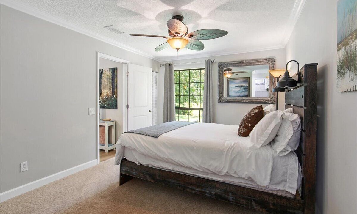 Photo of Livingroom in Palm Valley
