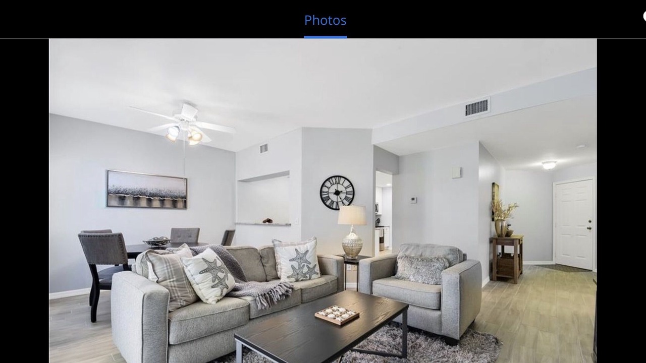 Photo of Livingroom in Gateway