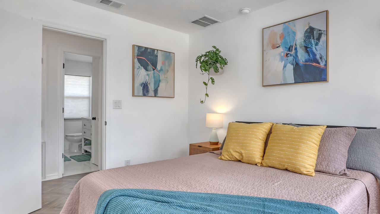 Photo of Bedroom in Indian Harbour Beach