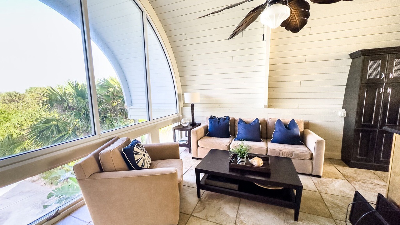 Photo of Livingroom in Melbourne Beach