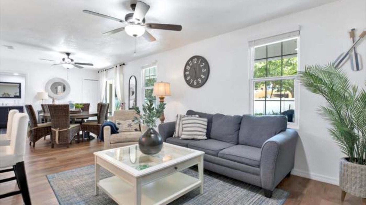 Photo of Livingroom in Highpoint
