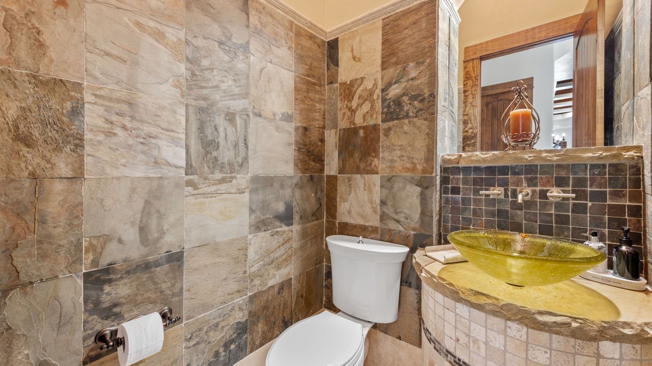 Photo of Bathroom in Biggar
