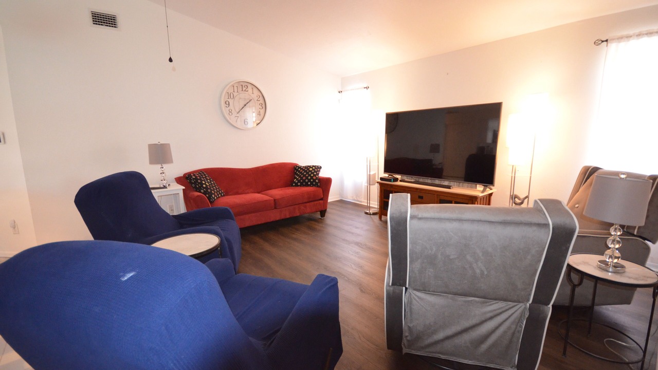 Photo of Livingroom in Fort Myers