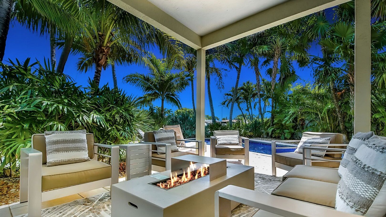 Photo of Outdoor in Lighthouse Point