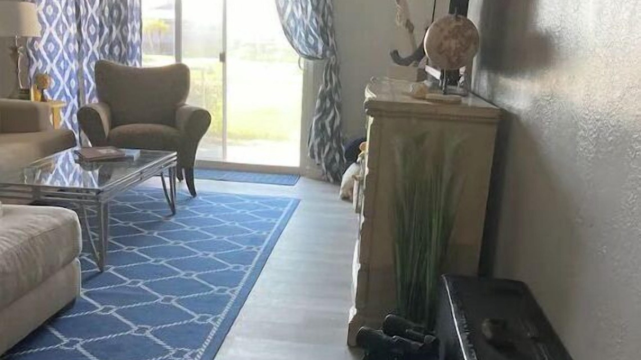 Photo of Livingroom in Bayview