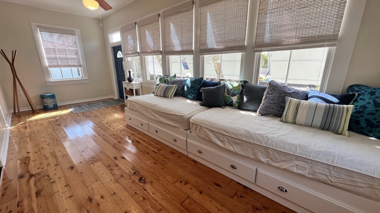 Photo of Livingroom in New Town