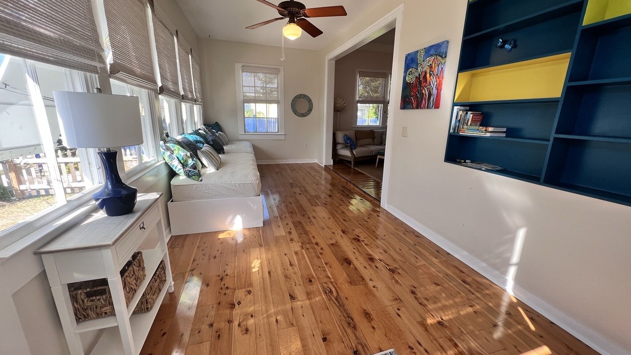 Photo of Livingroom in New Town