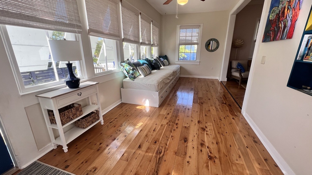 Photo of Livingroom in New Town