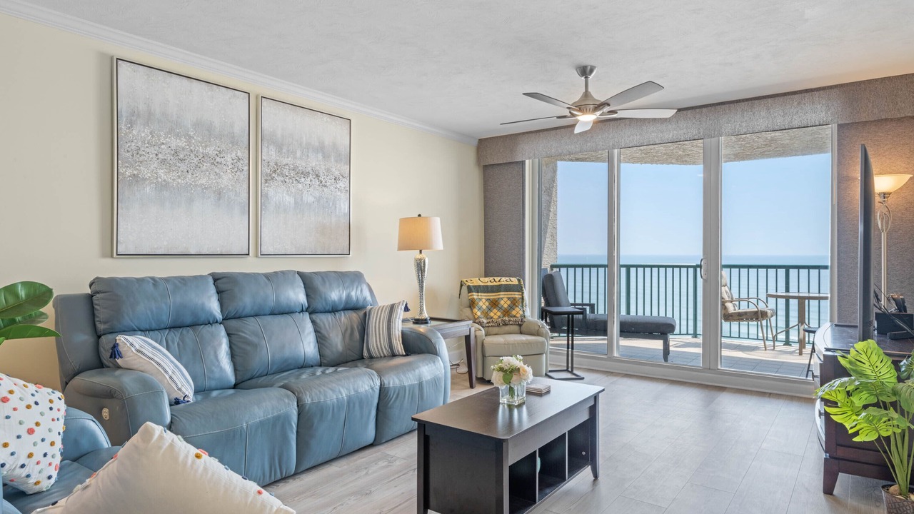 Photo of Livingroom in Daytona Beach Shores