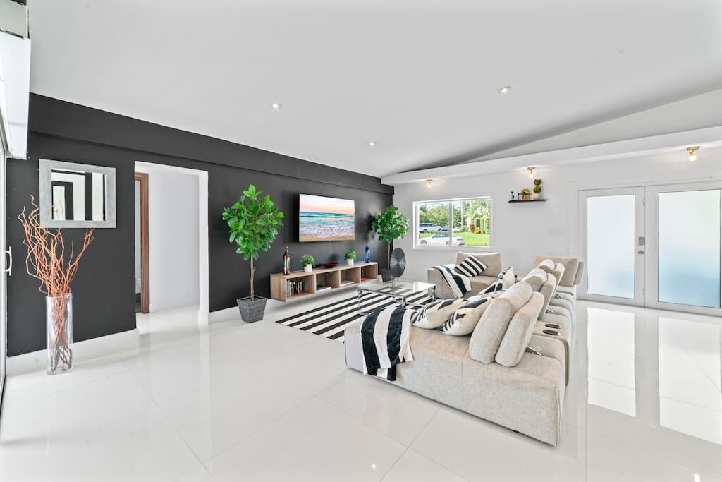 Photo of Livingroom in Ojus