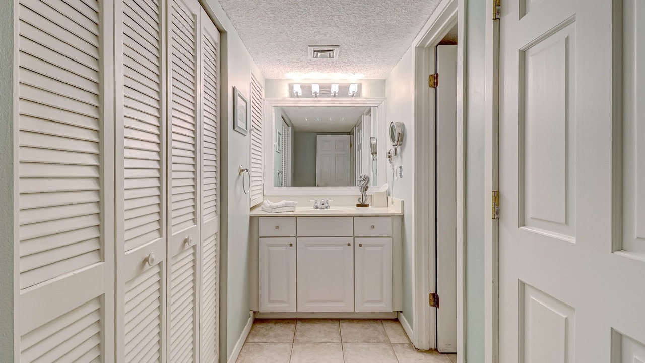 Photo of Bathroom in Fernandina Beach