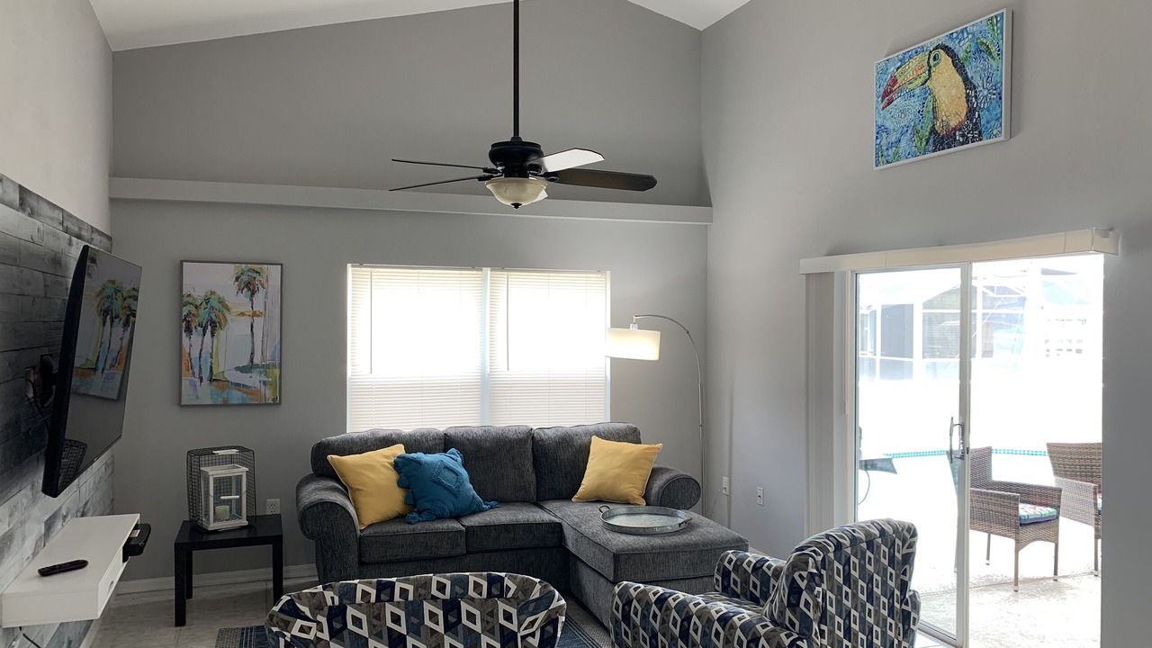 Photo of Livingroom in Thousand Oaks