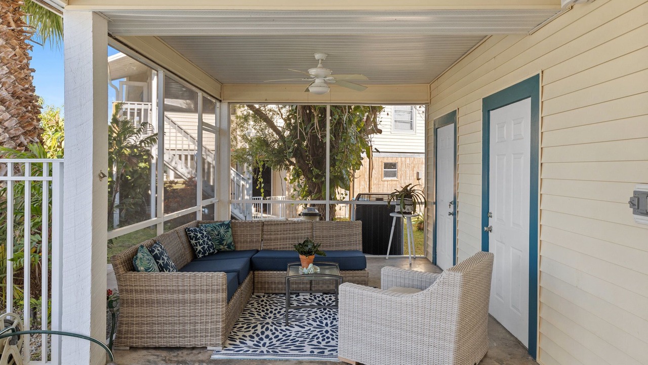 Photo of Patio Balcony in Saint James City
