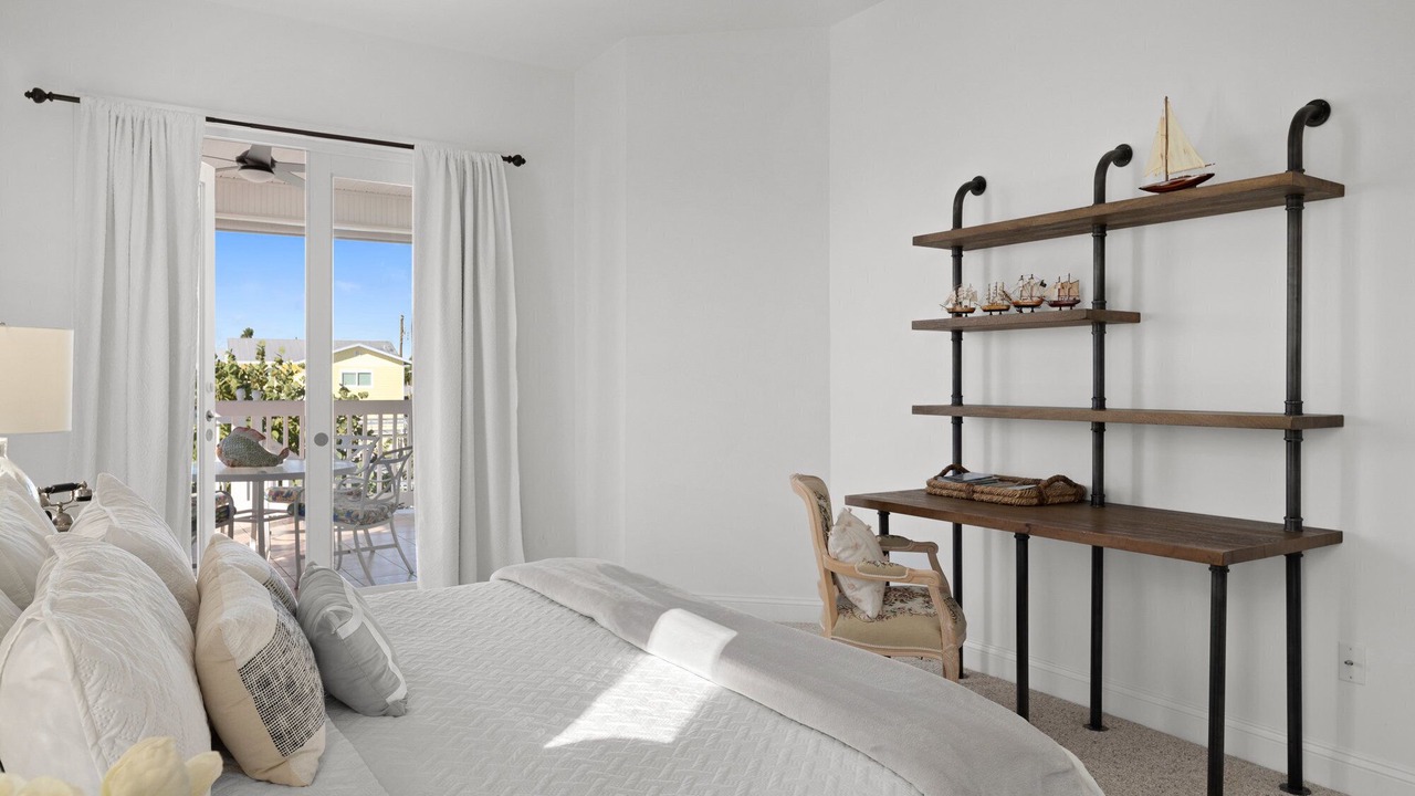 Photo of Bedroom in Saint James City