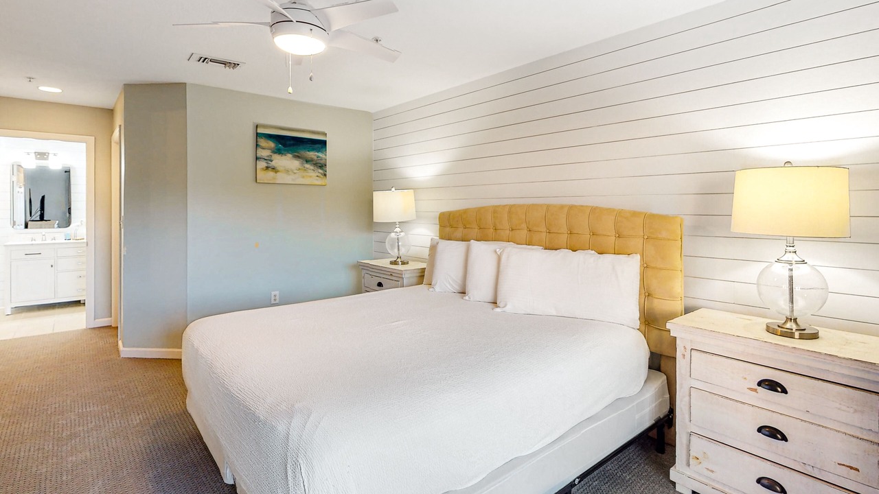 Photo of Bedroom in Miramar Beach