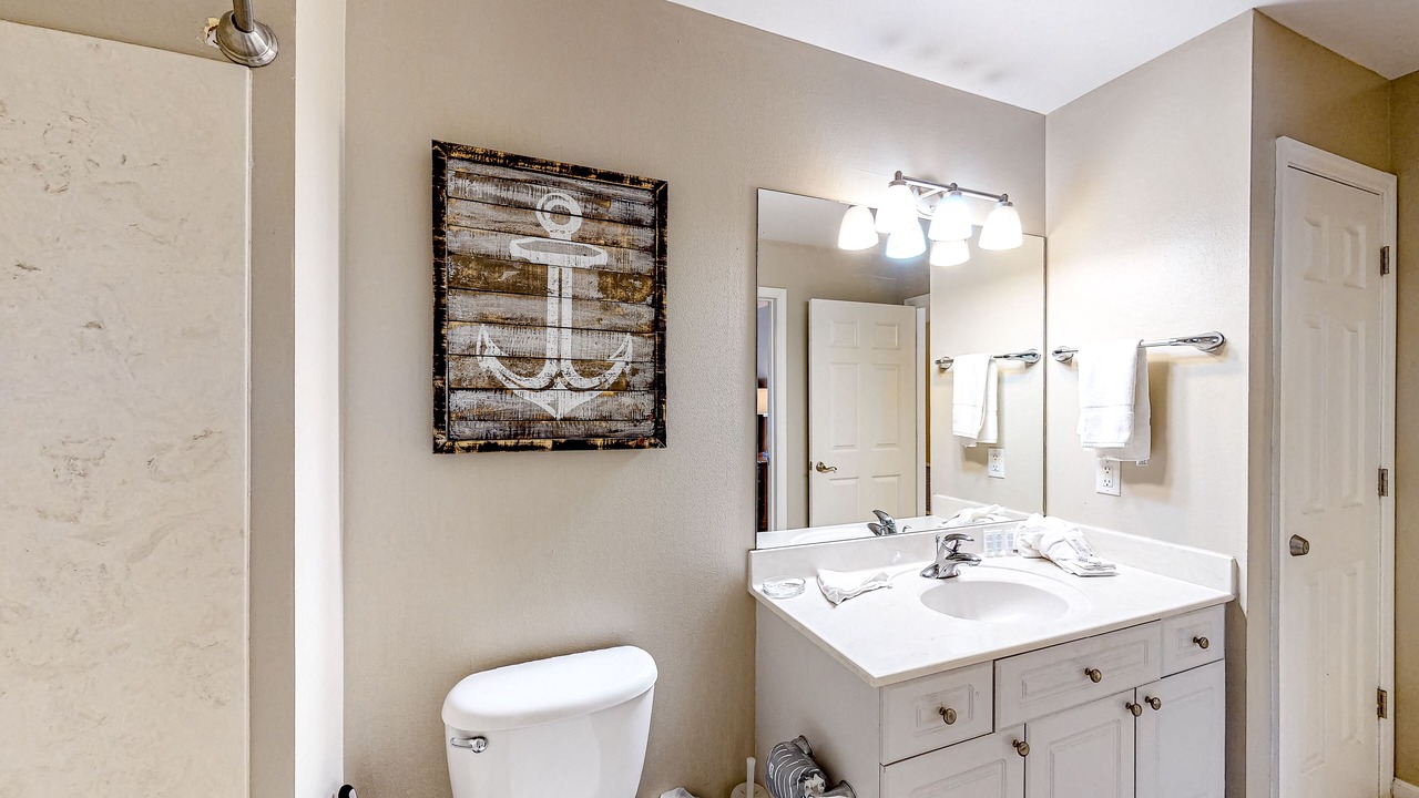 Photo of Bathroom in Miramar Beach