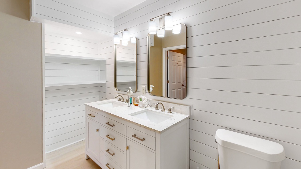 Photo of Bathroom in Miramar Beach