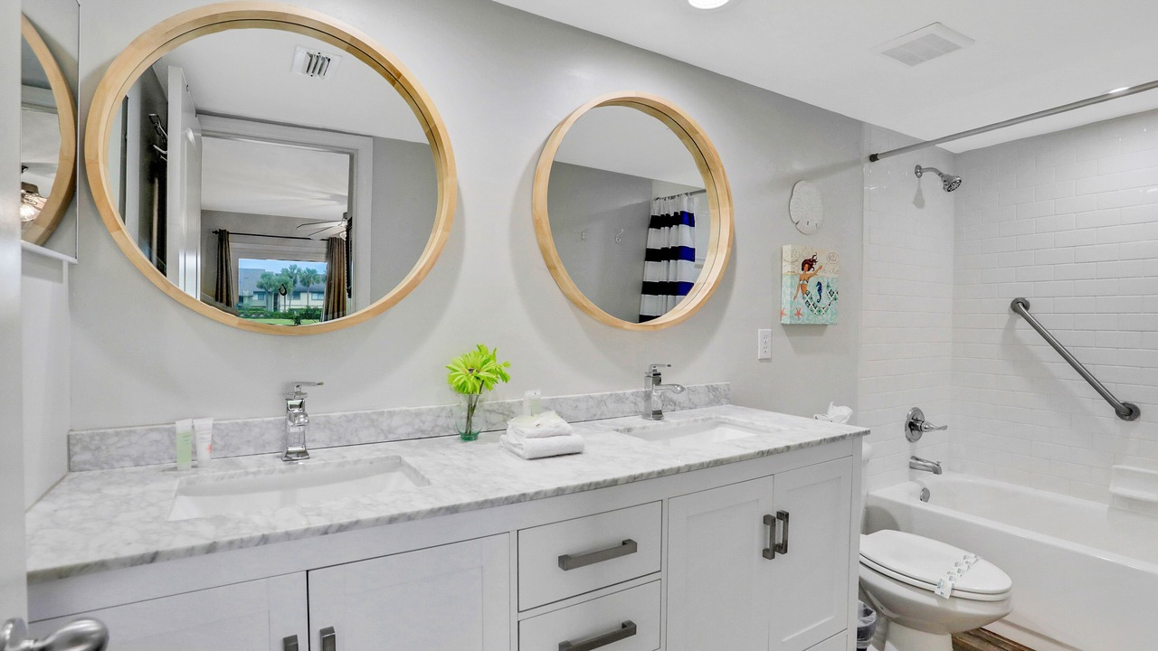 Photo of Bathroom in Butler Beach
