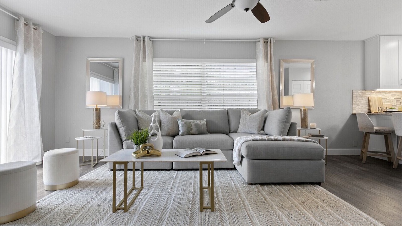 Photo of Livingroom in Lake Magdalene