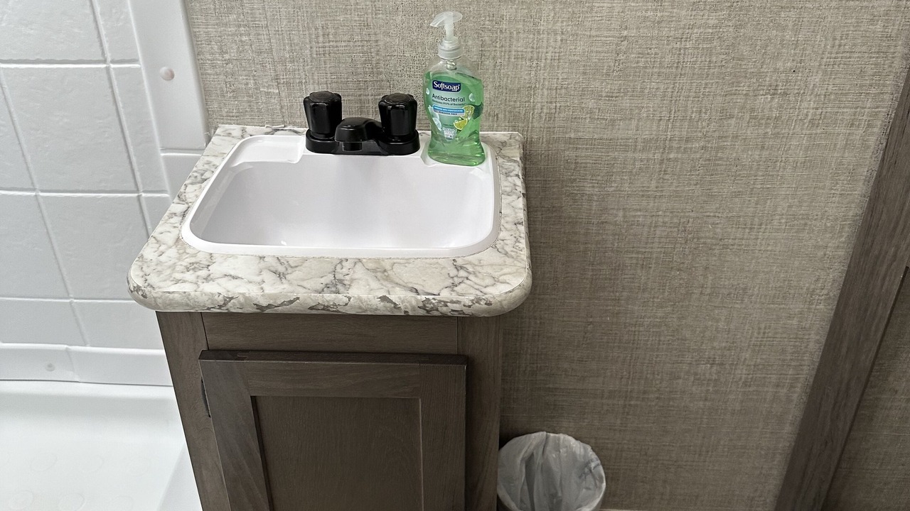 Photo of Bathroom in Bayshore Gardens