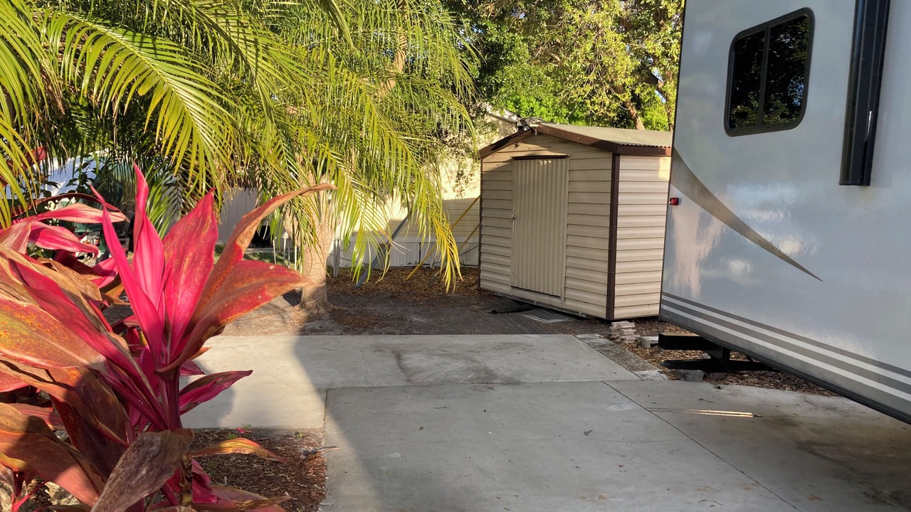 Photo of Outdoor in Bayshore Gardens
