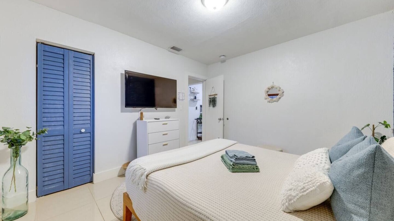 Photo of Bedroom in Central Fort Lauderdale