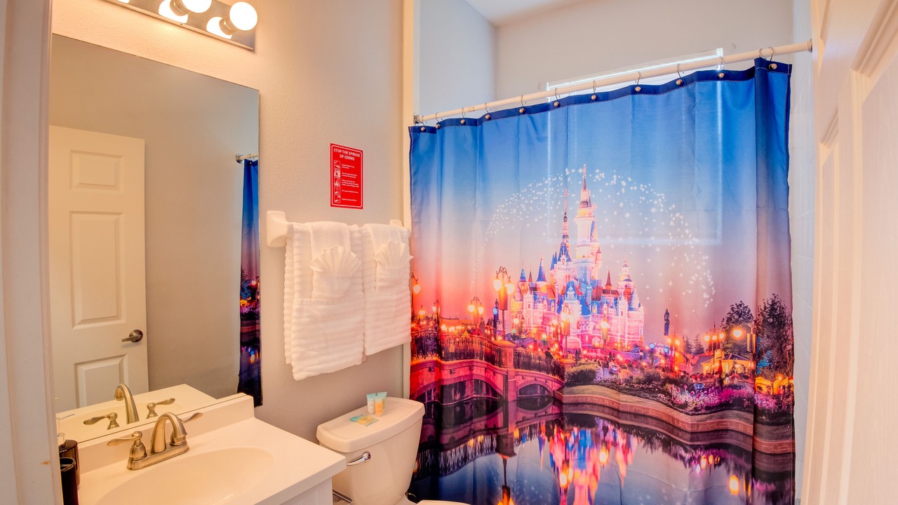 Photo of Bathroom in Villa Sorrento