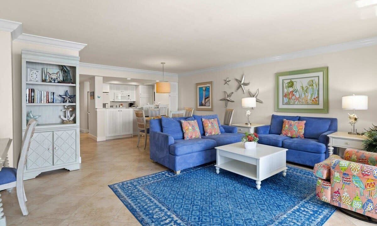 Photo of Livingroom in Punta Rassa
