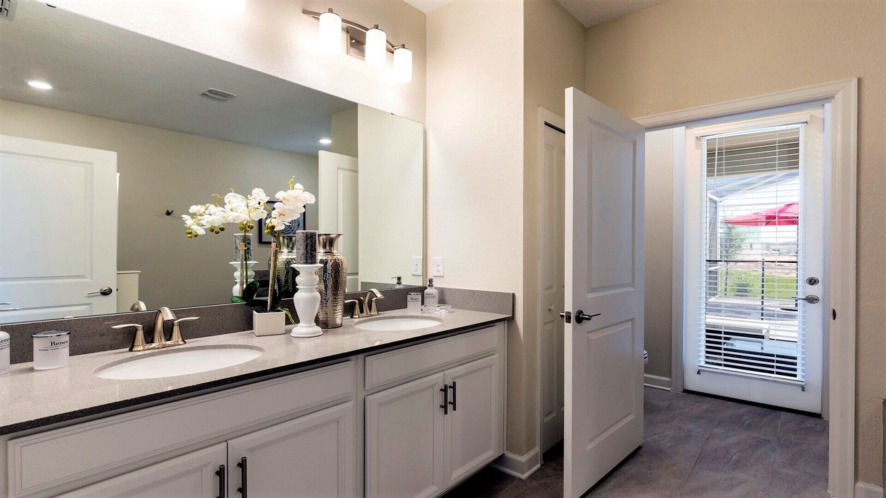 Photo of Bathroom in Four Corners